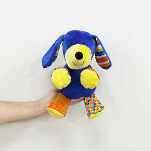 Brinquedo de Pelúcia Cachorro Peteco