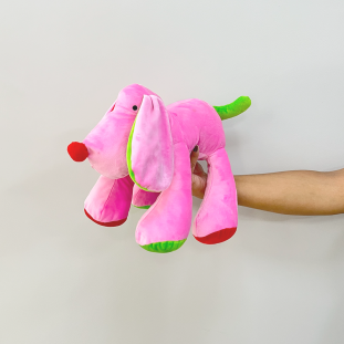 Brinquedo de Pelúcia Cachorro Romeo Rosa